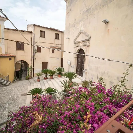Entire House In Scalea's Historical Center Apartamento Scalea