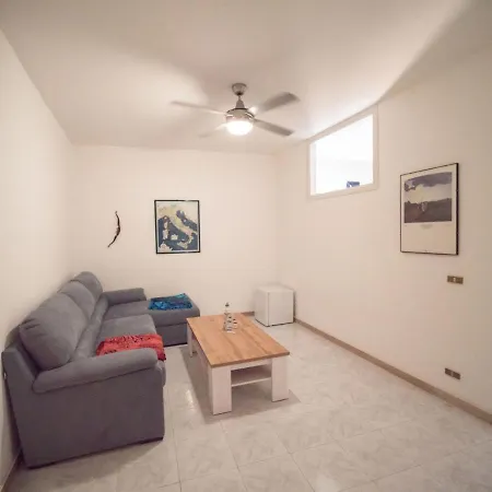 Entire House In Scalea's Historical Center * Scalea